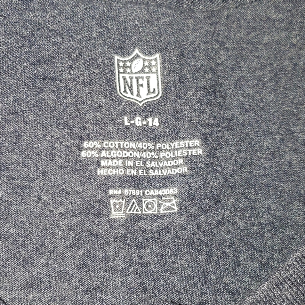 t-shirt - Picture 3 of 3